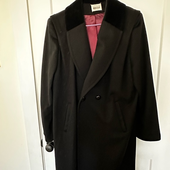 Wool coat - Picture 2 of 3